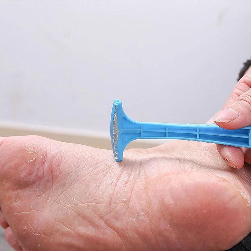 Foot Pedicure Scraper, 1 Summer Portable Plastic Foot Callus Remover, Bathroom Accessories, Multifunctional Professional Pedicure Tool for Men & Women, Bathroom Gadgets, Home & Travel Use