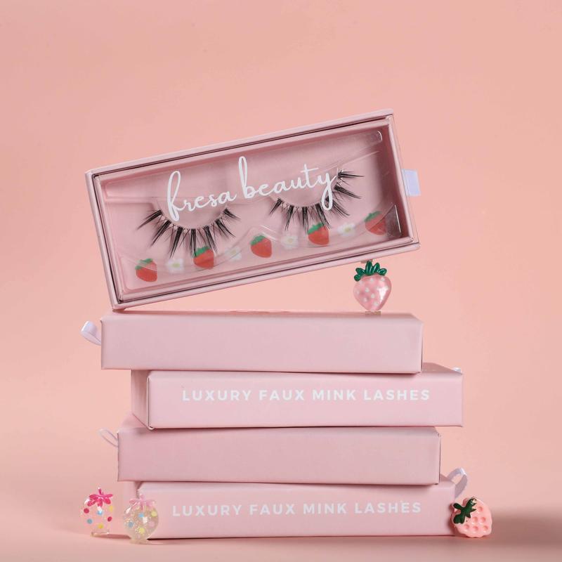 Valerie Clear Band Manhua Manga Dolly Lashes *New* Eyelashes Lightweight