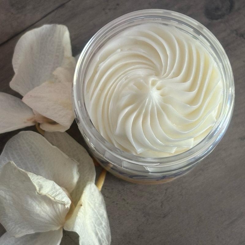 Real Blew Cosmetics Bath & Body Gift Body Care Lotions Shea Silky Moisture Moisturizer bodybutter sale butter scent new body moisturizer