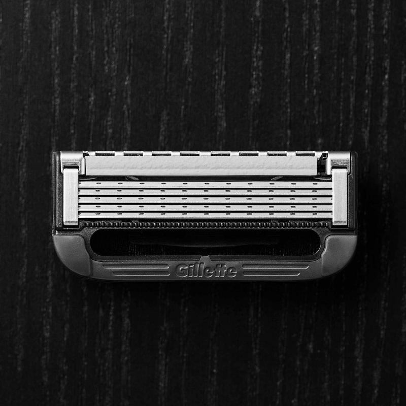 Gillette Labs Exfoliating Bar Razor Blade Refills - Compatible with Exfoliating