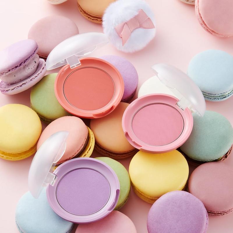 Cute Biscuit Blush, Grapefruit Jelly 4g | Shiny, natural powder blush with long-lasting oil control | Easy to apply | Fluffy cushion for a cute look