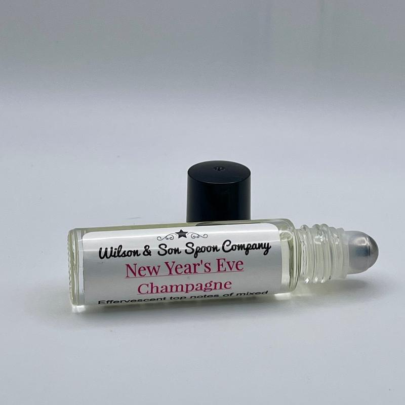 Effervescent New Year’s Eve Champagne Body Oil with Notes of Mixed Berries, Apple and Juicy Tangerine