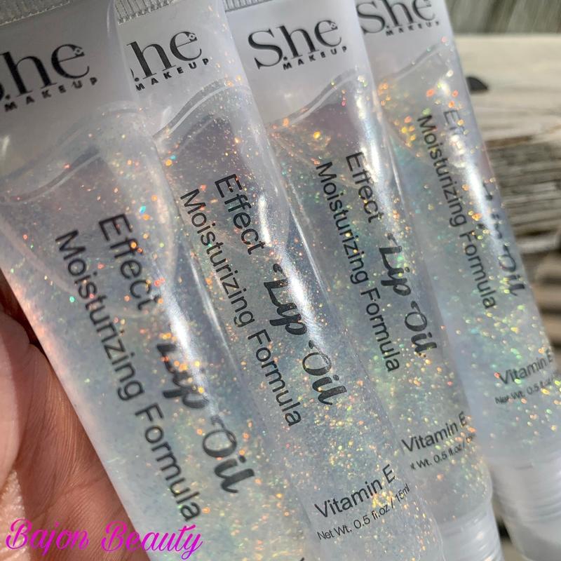 S. he Makeup Effect Shimmer and Clear Lip Gloss Color Gel, Moisturized Lips, Lipstick, Makeup, Glossy, Hydrating, Lip gloss, Lip Care, Cosmetic, Moisturizing, Clear Gloss Lip Oil Lightweight